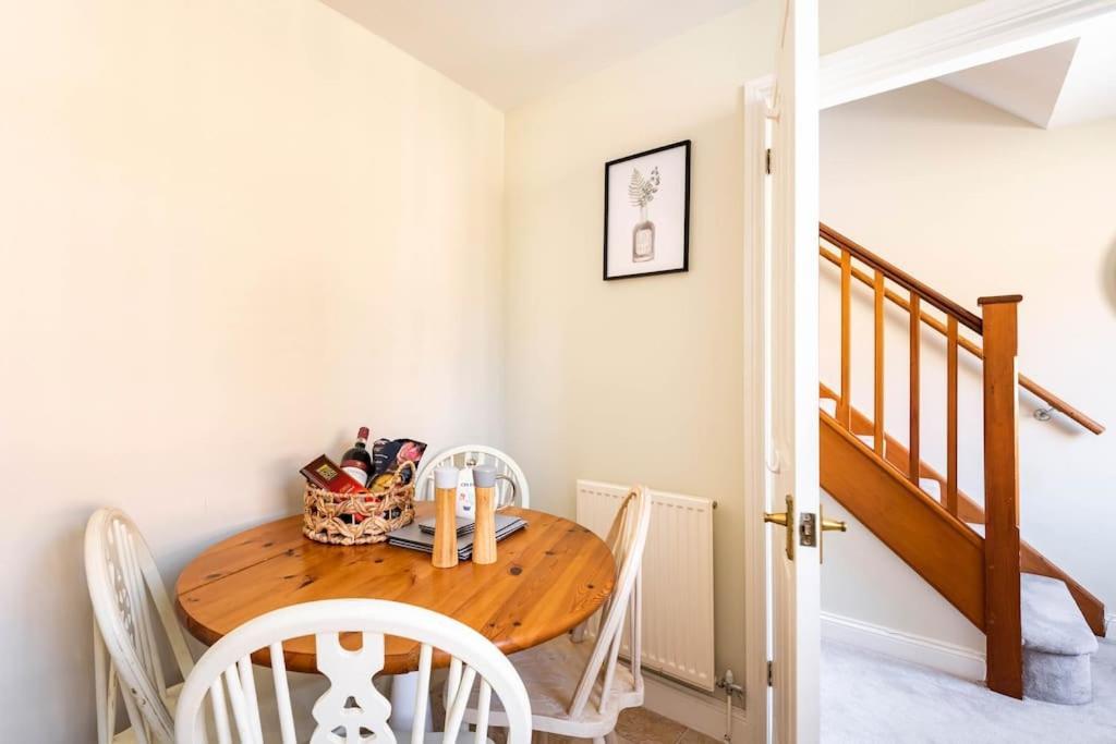 Central Village Cottage, The Corders Moreton-in-Marsh Buitenkant foto